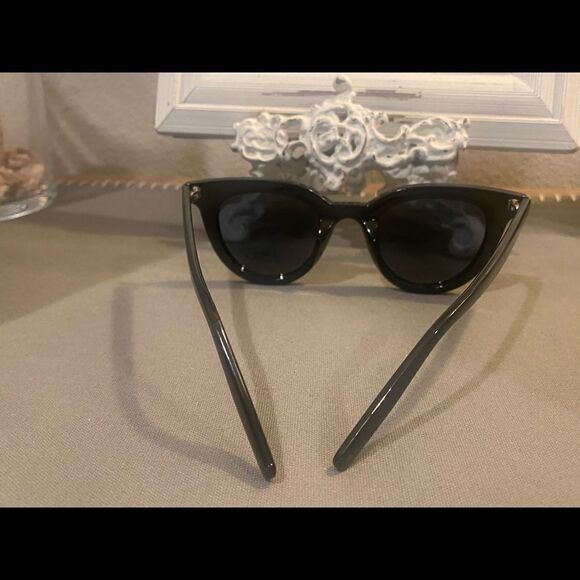 ROVE black cat eye sunglass UV 400 Protect… - Picture 7 of 10